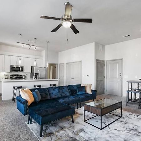 Apartament Modern Austin 2Br 2B Unit With Pool, Parking & Wifi Zewnętrze zdjęcie