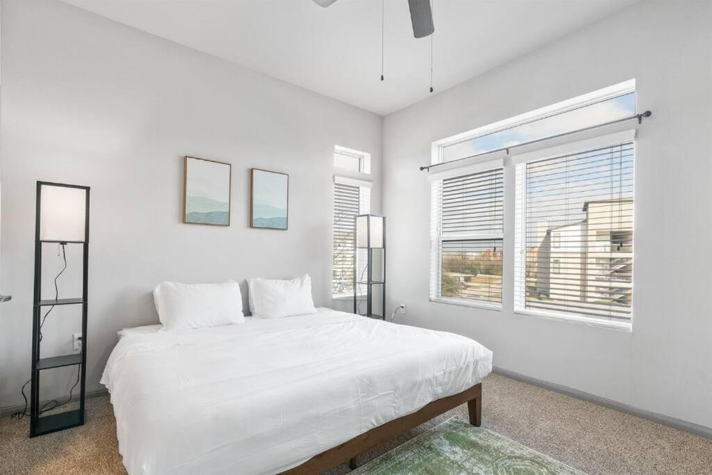 Apartament Modern Austin 2Br 2B Unit With Pool, Parking & Wifi Zewnętrze zdjęcie
