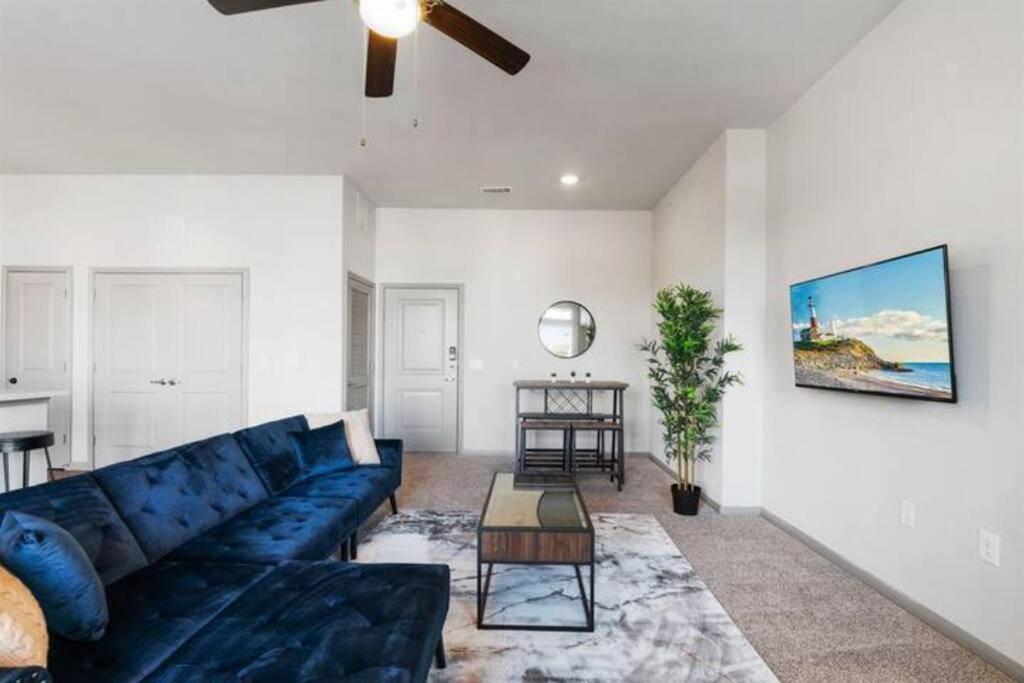 Apartament Modern Austin 2Br 2B Unit With Pool, Parking & Wifi Zewnętrze zdjęcie